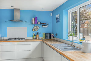 Photo 17- click for photo gallery